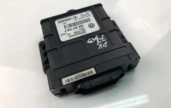 Volkswagen Transporter - Caravelle T5 Gearbox control unit/module 09K927750P