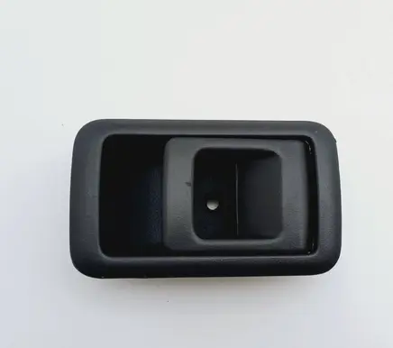 Toyota Starlet (P90) V Front door interior handle
