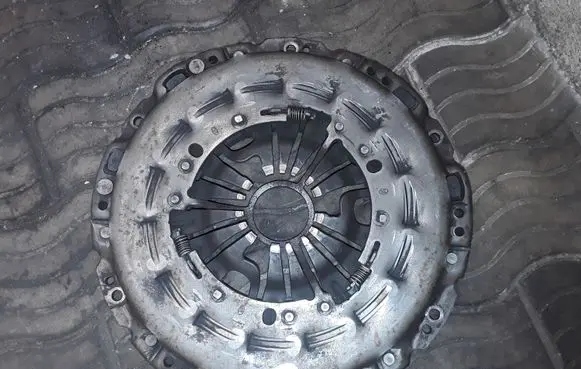 KIA Sorento Pressure plate NOCODE
