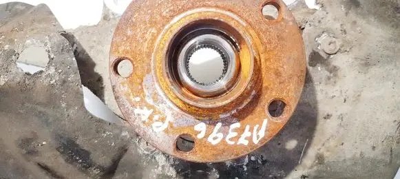 Audi A6 S6 C6 4F Front wheel hub