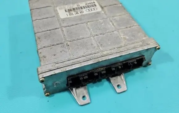 Audi A8 S8 D2 4D Engine control unit/module ECU 4D0907558C IMPRK1553421