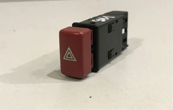 Rover Streetwise Hazard light switch 03035384