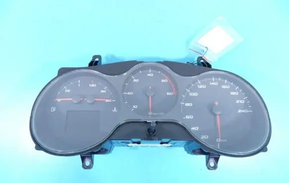 Seat Altea Speedometer (instrument cluster) 1P0920811D IMPRK1282159