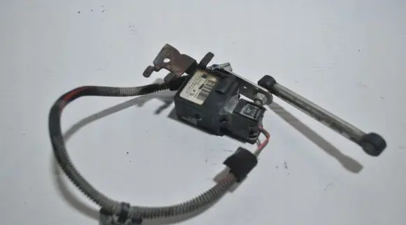 Citroen C4 I Picasso Headlight/headlamp level sensor 965351108000