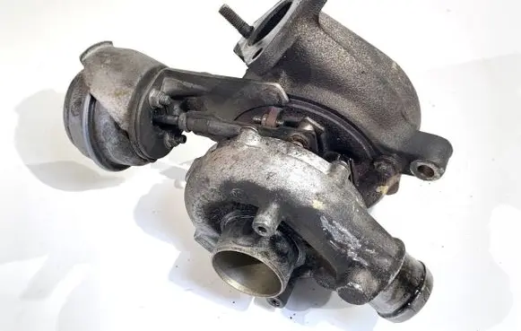 Audi A4 S4 B6 8E 8H Turbo 028145702R