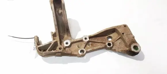 Skoda Octavia Mk2 (1Z) Front lower control arm/wishbone 1k0199296f