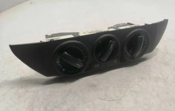Volkswagen Polo Climate control unit 6Q0820045E 6Q0820075C