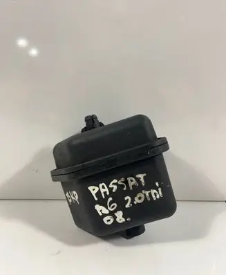 Volkswagen PASSAT B6 Vacuum air tank 03G129808