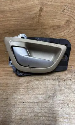 Volvo XC90 Front door interior handle 08626599