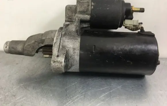 Audi A4 S4 B6 8E 8H Starter motor 059911023H
