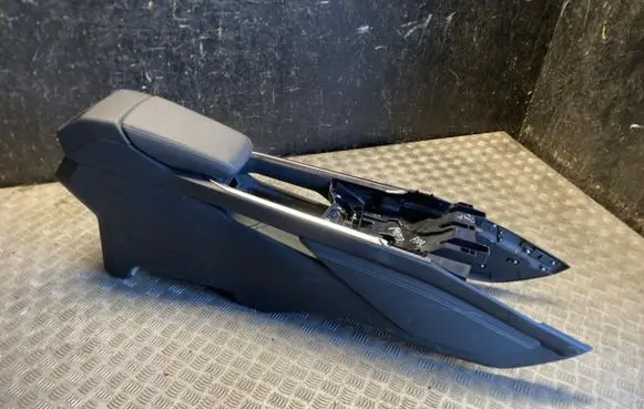 Audi Q8 e-tron Center console 4KE863915