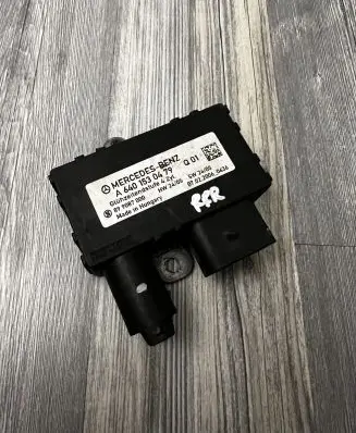 Mercedes-Benz B W245 Glow plug pre-heat relay A6401530479