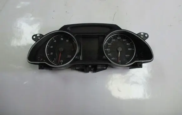 Audi A5 8T 8F Speedometer (instrument cluster) 8T0920950E