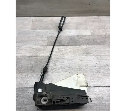 Front door lock
