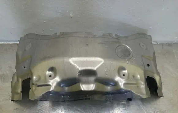 Mercedes-Benz C W204 Heat shield in engine bay A2046280555
