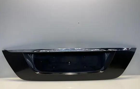 Mercedes-Benz E W211 Tailgate trim 2118100173 SP5638 5638