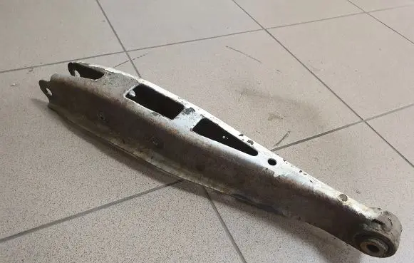 Subaru Outback Rear upper control arm/wishbone
