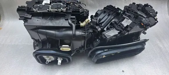 Volvo XC60 Interior heater climate box assembly P32275610 00765698