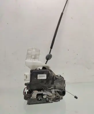Volkswagen Caddy Front door lock 3D2837015AA