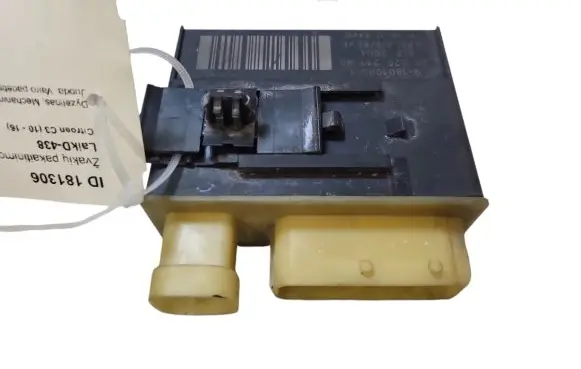 Citroen C3 Glow plug pre-heat relay 9652021180 018010951