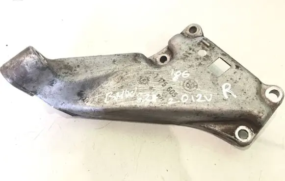 BMW 5 E28 Engine mounting bracket 1175603