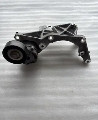 Subaru WRX Generator/alternator belt tensioner 11709AA090 23769AA110 23769AA040