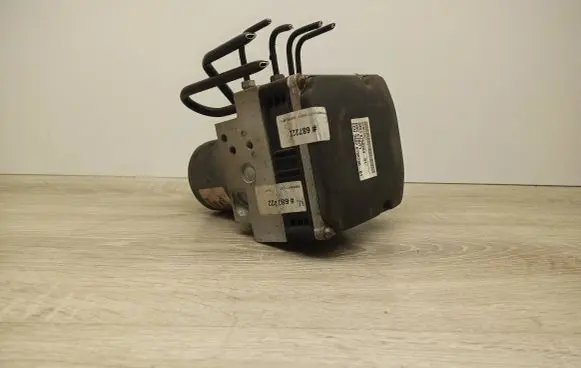 BMW X5 E70 ABS Pump 6798284 6798286 DSCE7071