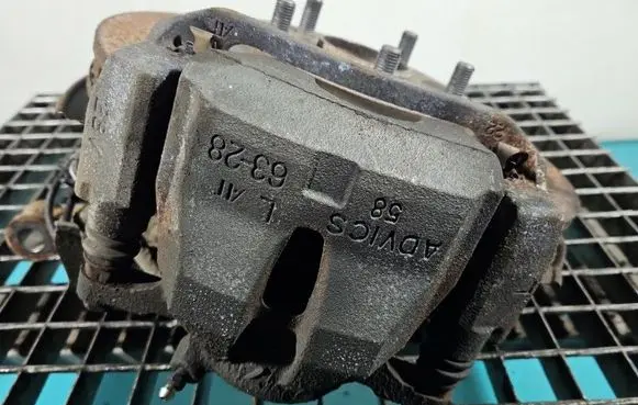 Toyota Auris E180 Front brake caliper IMPRK1540163