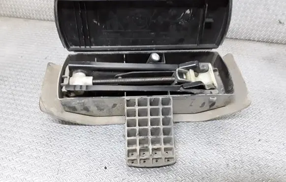 Peugeot 206 Lift Jack 