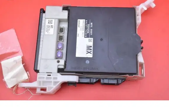 Toyota C-HR I Fuse box set 89221F4020