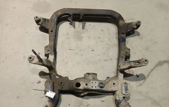Opel Astra H Front subframe
