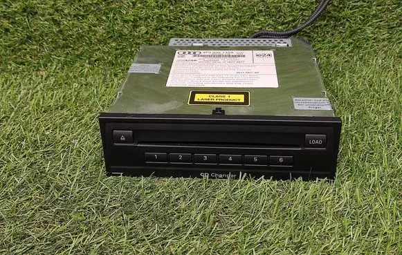 Audi Q7 4L CD/DVD changer 4F0035110A 4F0035110