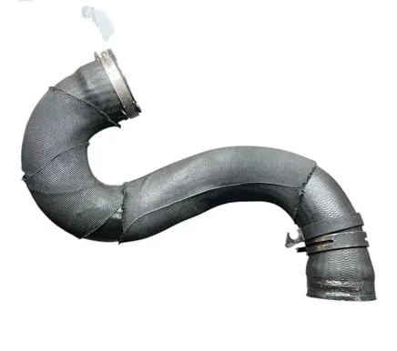 Intercooler hose/pipe