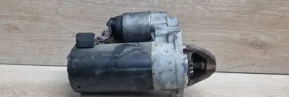 Mercedes-Benz E W212 Starter motor A6519062800 0001139065