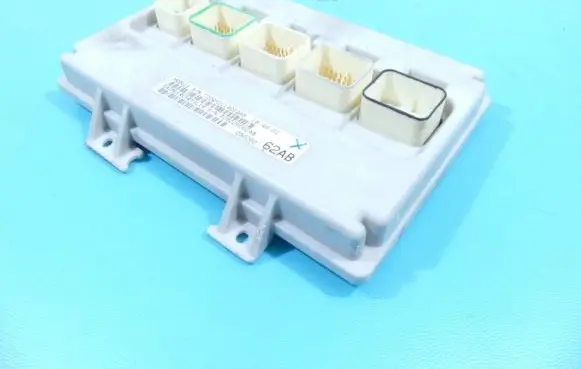 Dodge Caravan Central body control module P05026062AB IMPRK1274315