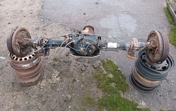 Rear axle beam