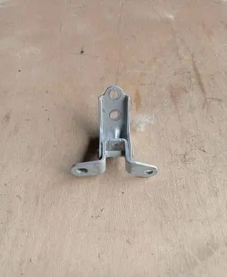 Hyundai i20 (GB IB) Rear door upper hinge A046057