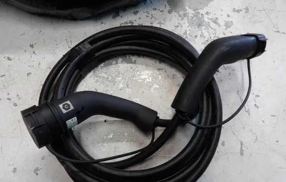 Renault Zoe Electric car charging cable 35450051 296904592R