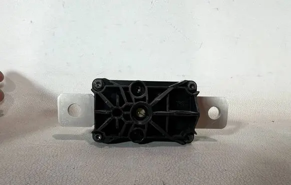 Tesla Model 3 Fuse 106468900J