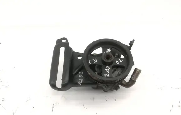 Toyota Corolla Verso E121 Power steering pump 52020