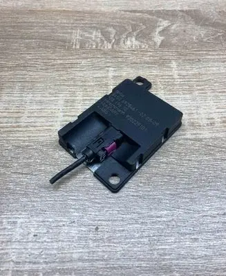 BMW 5 E60 E61 Bluetooth antenna 6928461 10819610 WithPlug