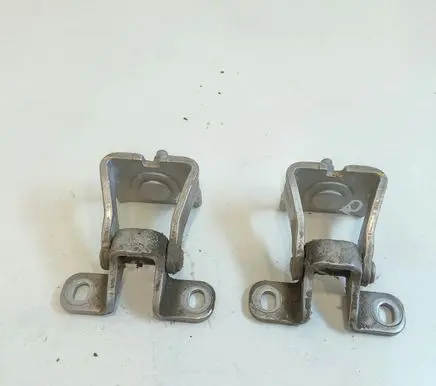 Seat Leon (5F) Tailgate/trunk/boot hinge 5F0827301