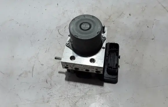 Renault Zoe ABS Pump 476602879R