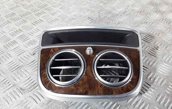 Mercedes-Benz S W222 Rear air vent grill A2226830091