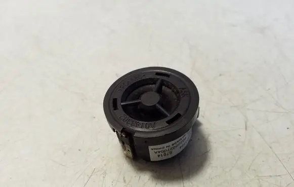 Fiat 500L Front door high frequency speaker 528393184