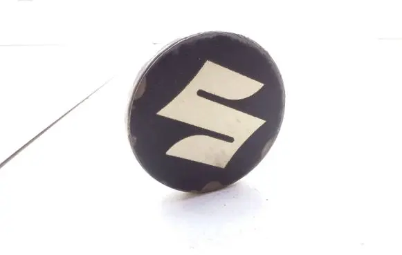 Suzuki Liana Original wheel cap C175