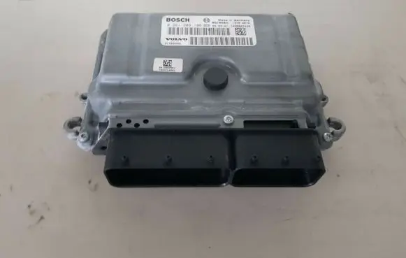 Volvo S80 Engine control unit/module 0261209108 31286086