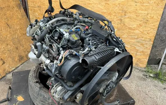 Land Rover Discovery 3 - LR3 Engine 276DT