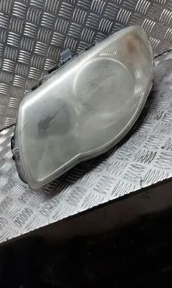 Chrysler Voyager Headlight/headlamp 04857831ABH