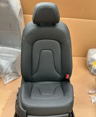 Audi A5 8T 8F Front passenger seat FOTELAUDI